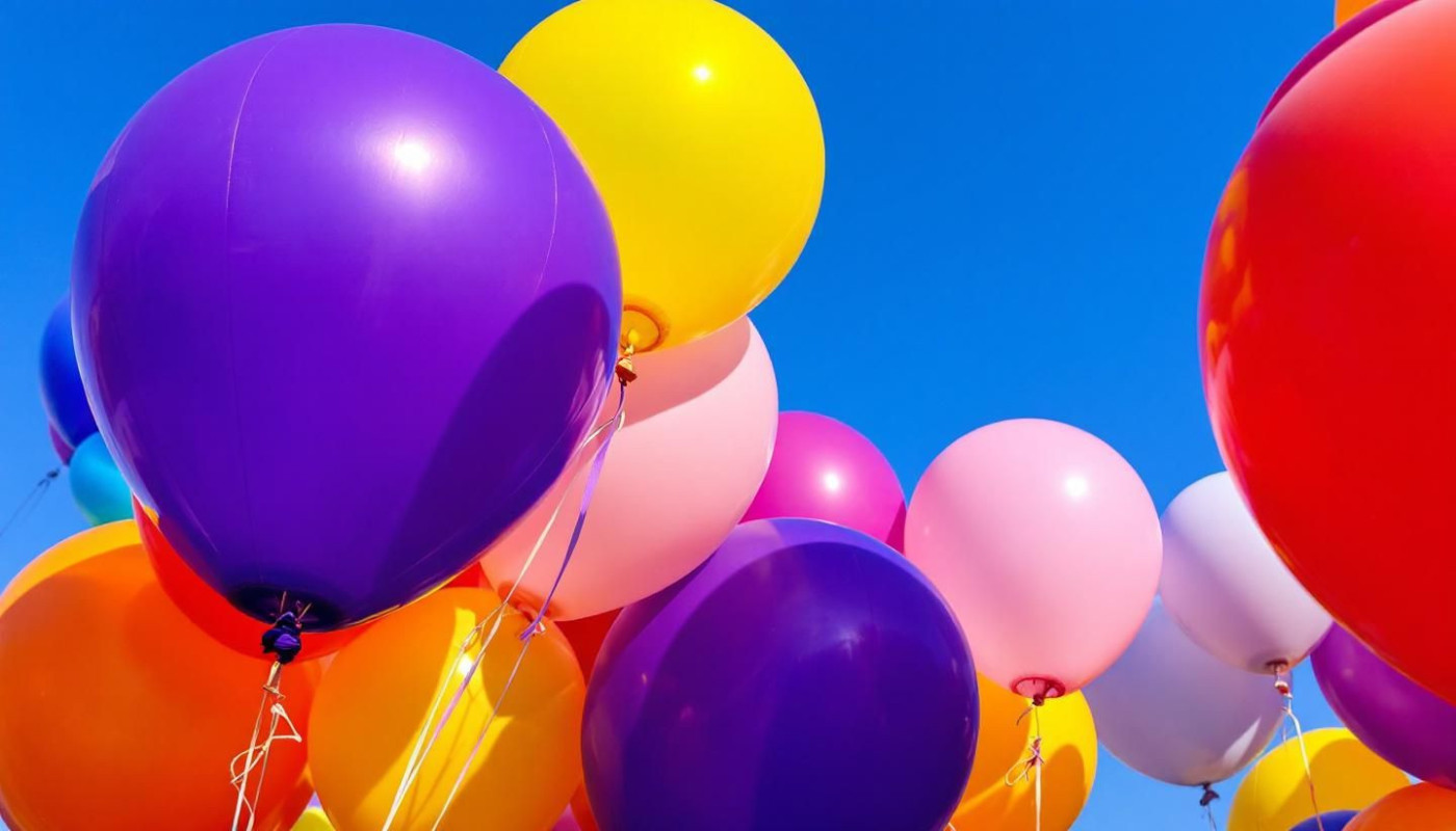 Comment choisir la taille et le design d'un ballon hélium pour votre événement